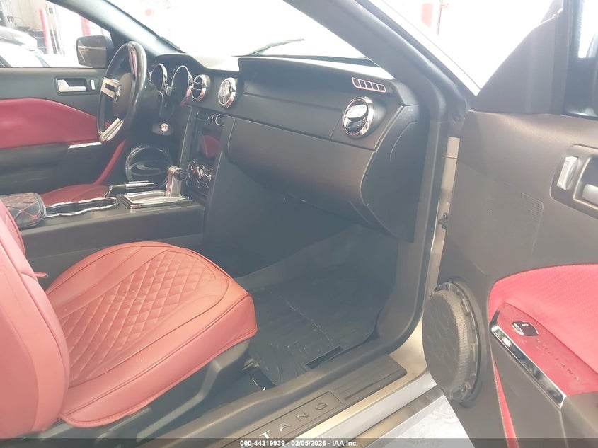 2008 Ford Mustang V6 Deluxe/V6 Premium