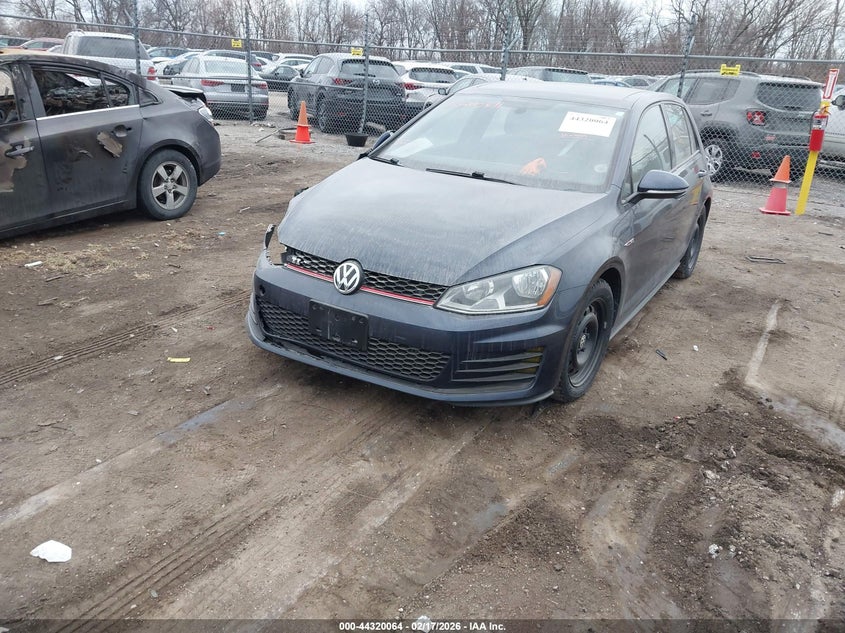 2015 Volkswagen Golf Gti 2.0T Se 4-Door