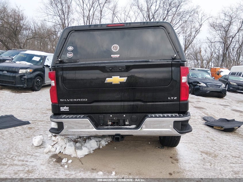2024 CHEVROLET SILVERADO 1500 5.3L V-8 DI, VVT, 35(VIN: 2GCUDGED3R1259917