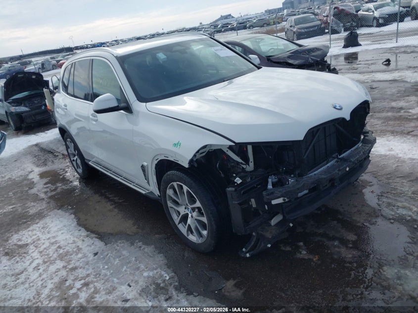 2026 BMW X5 xDrive40I