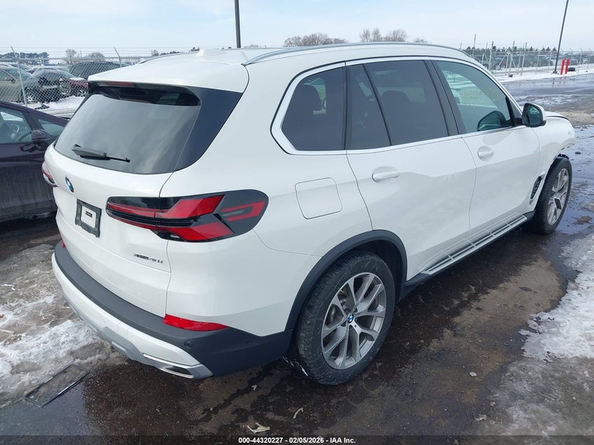 2026 BMW X5 xDrive40I