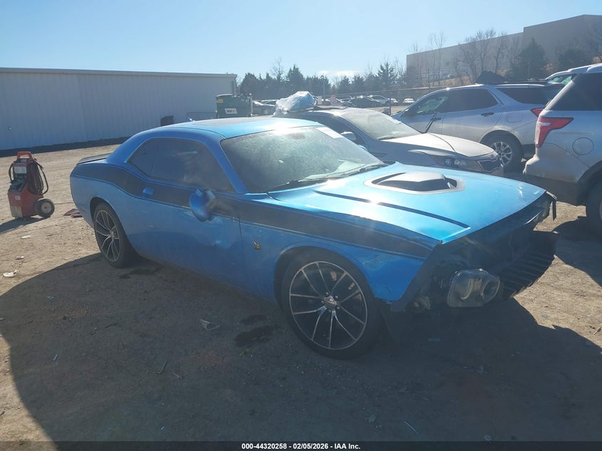 2015 Dodge Challenger R/T Scat Pack Shaker