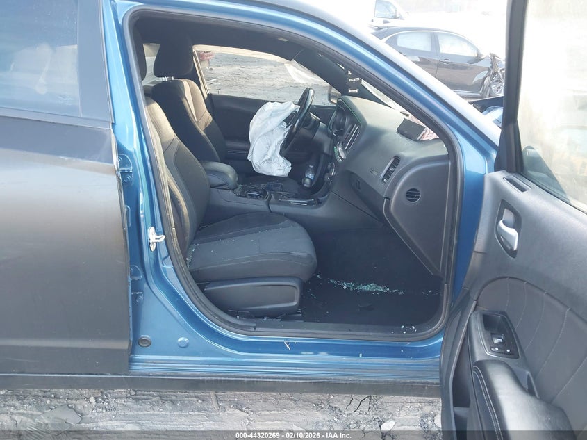 2020 Dodge Charger Sxt Rwd