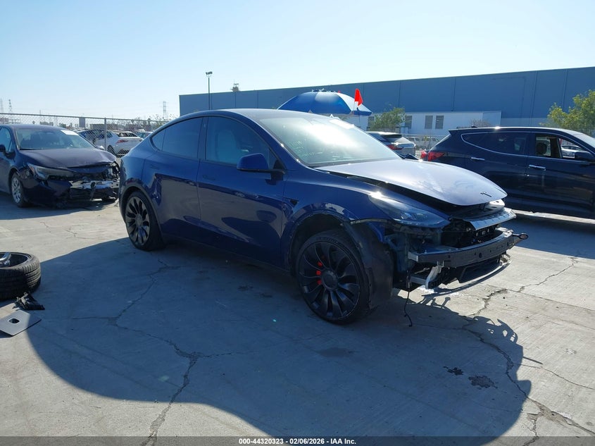 2022 Tesla Model Y Performance Dual Motor All-Wheel Drive