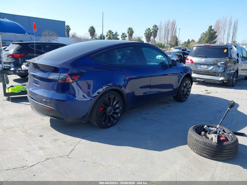 2022 Tesla Model Y Performance Dual Motor All-Wheel Drive