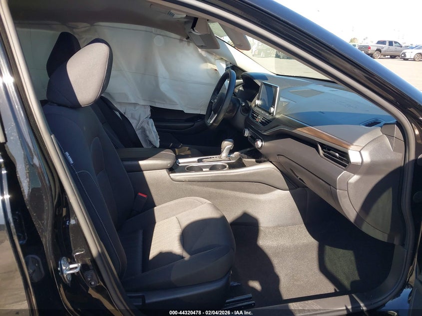 2023 Nissan Altima Sv Fwd