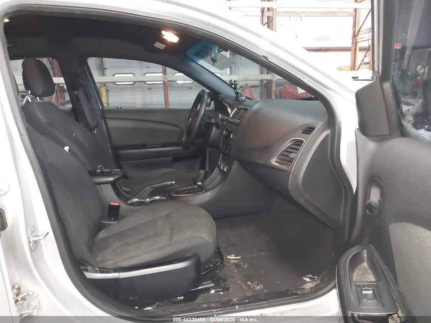 2012 Dodge Avenger Se