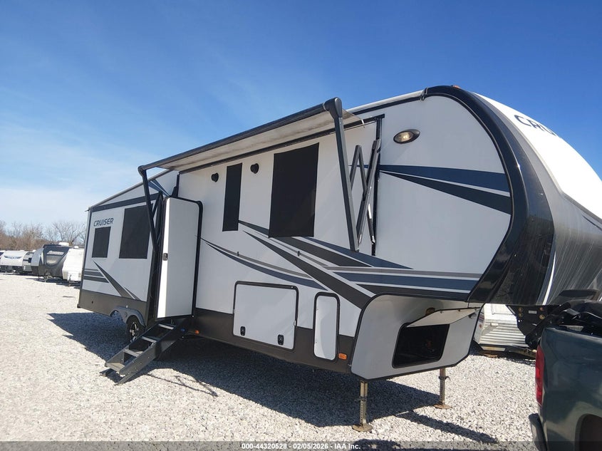 4YDF33929K9320663 CROSSROADS CRUISER AIRE Photo 1