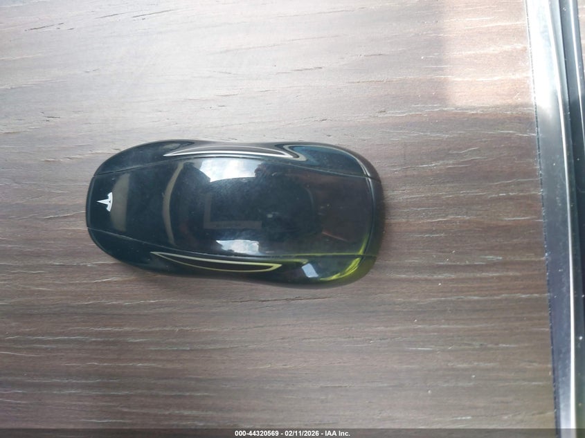 2022 Tesla Model S Dual Motor All-Wheel Drive VIN: 5YJSA1E58NF493449 Lot: 44320569