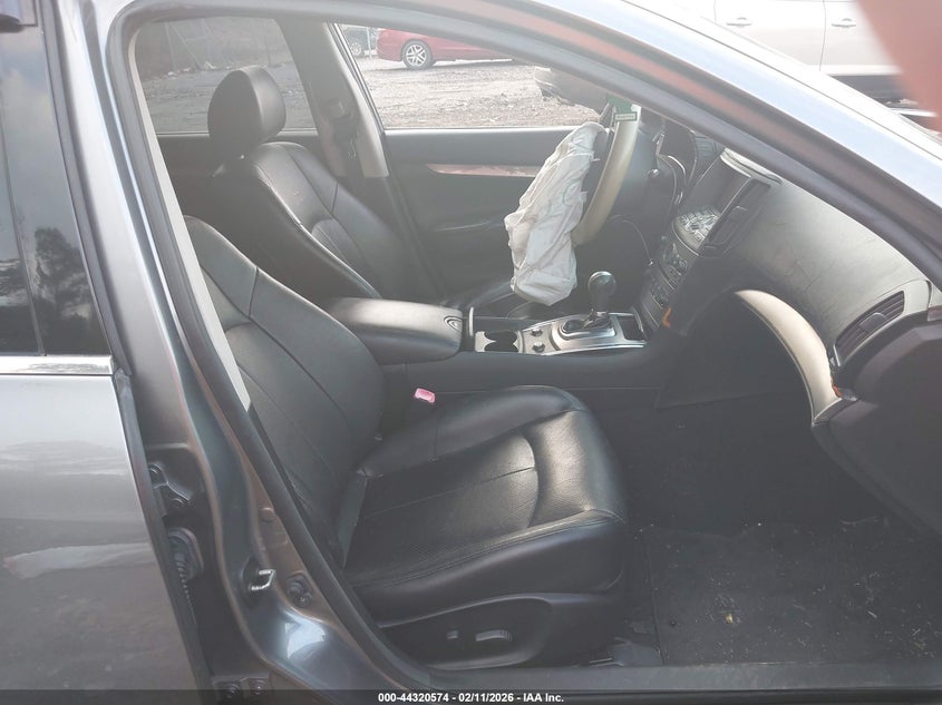 2010 Infiniti G37 Journey