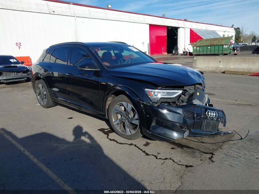 2022 AUDI E-TRON PREMIUM QUATTRO