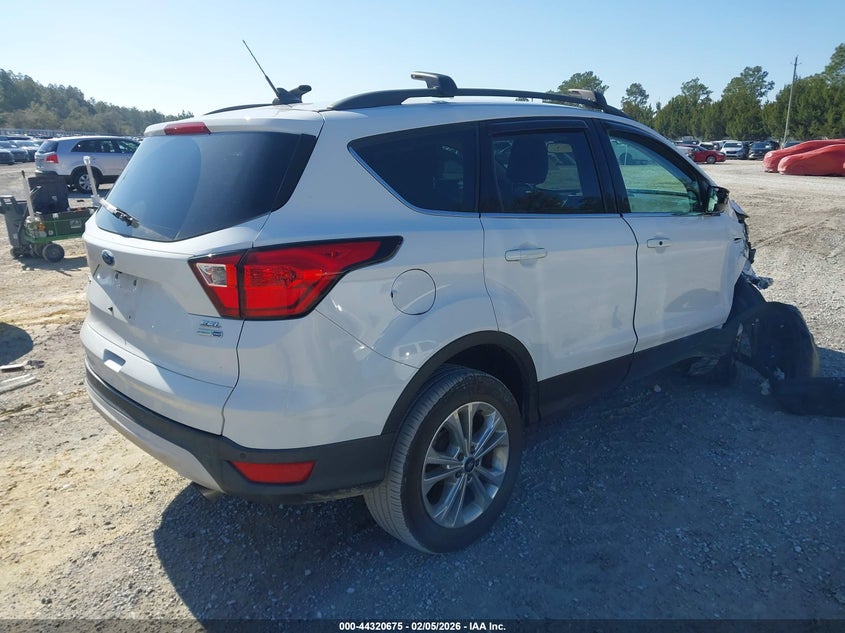 2019 Ford Escape Sel