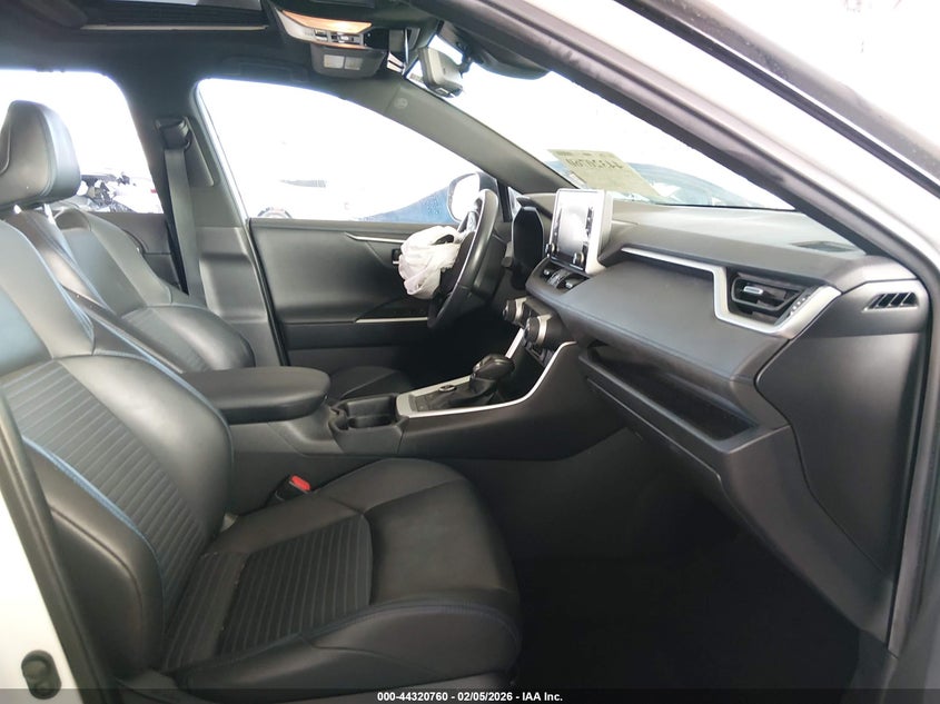 2020 Toyota Rav4 Hybrid Xse