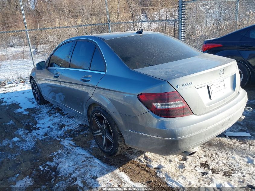 2013 Mercedes-Benz C 300 Luxury 4Matic