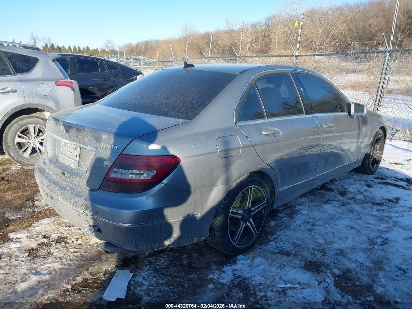 2013 Mercedes-Benz C 300 Luxury 4Matic