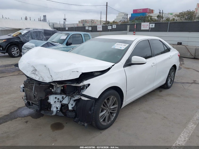 Vin: 4t1bf1fk1gu162692, lot: 44817205, toyota camry se 20162