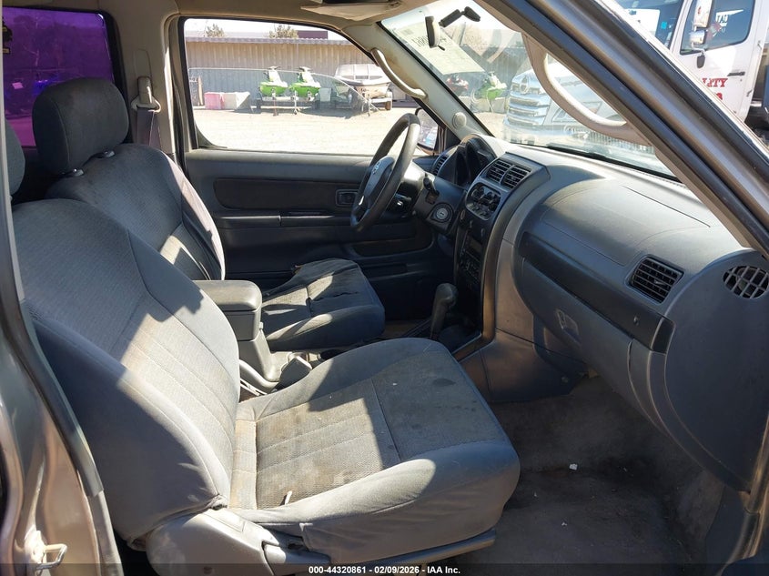 2003 Nissan Frontier Xe-V6