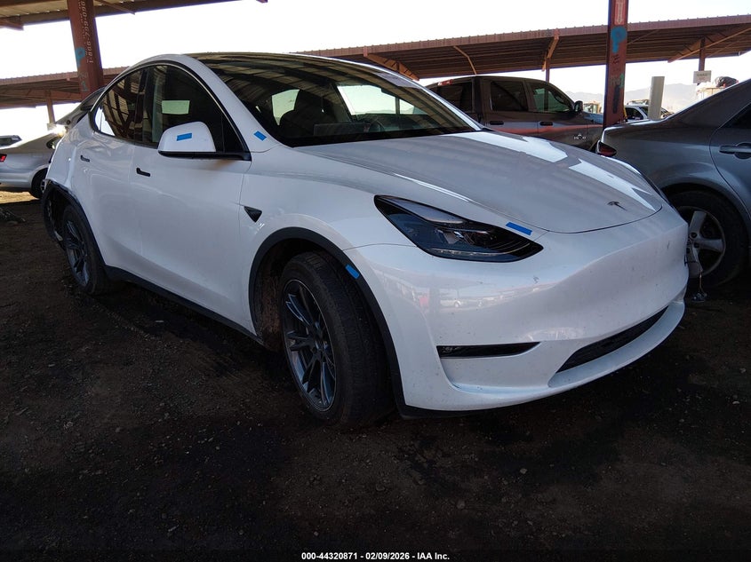 2025 Tesla Model Y Long Range Dual Motor All-Wheel Drive