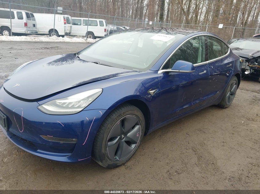 2018 Tesla Model 3 Long Range/Mid Range