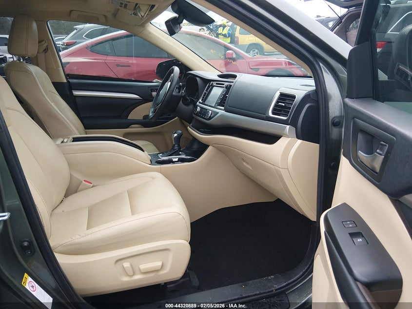 2019 Toyota Highlander Xle