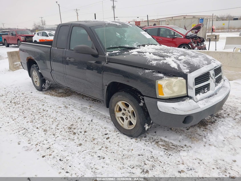 2005 Dodge Dakota Slt