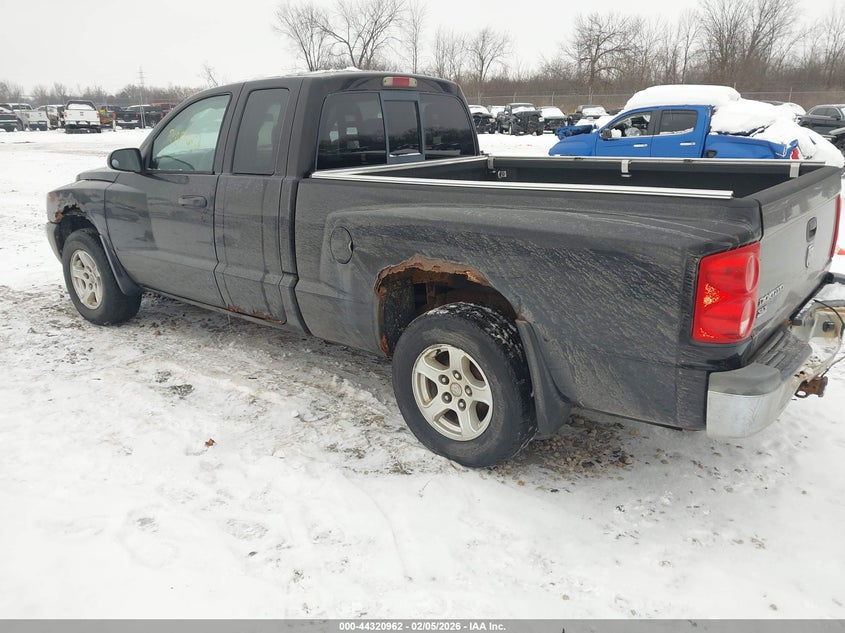 2005 Dodge Dakota Slt