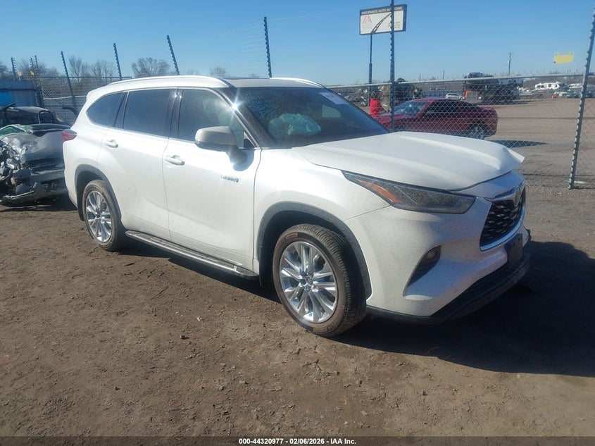 2021 Toyota Highlander Hybrid Limited