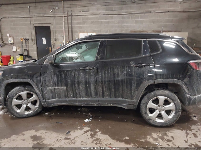 2020 Jeep Compass Latitude 4X4 VIN: 3C4NJDBB2LT100522 Lot: 44321215