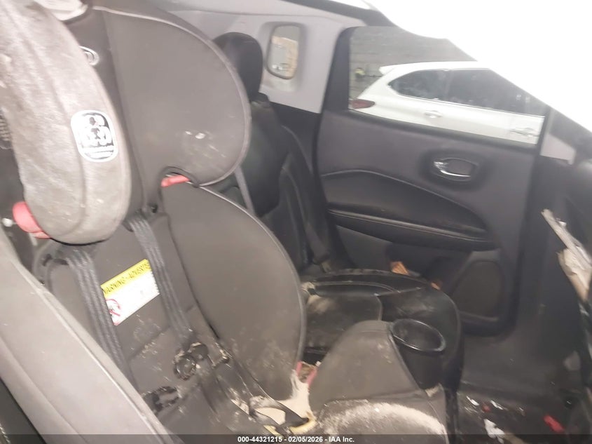 2020 Jeep Compass Latitude 4X4 VIN: 3C4NJDBB2LT100522 Lot: 44321215