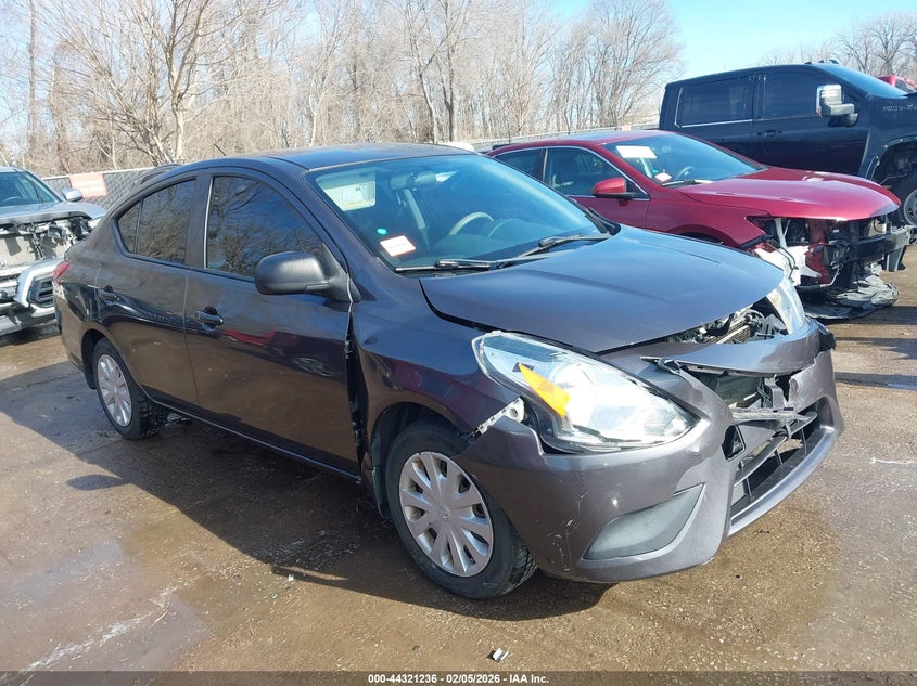 2015 Nissan Versa 1.6 S