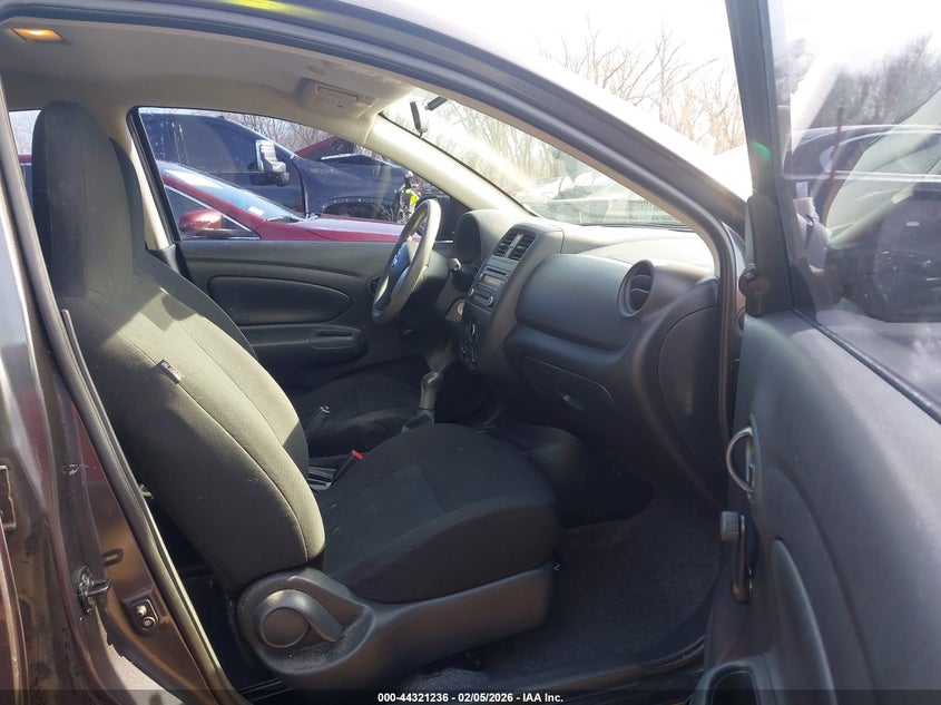 2015 Nissan Versa 1.6 S