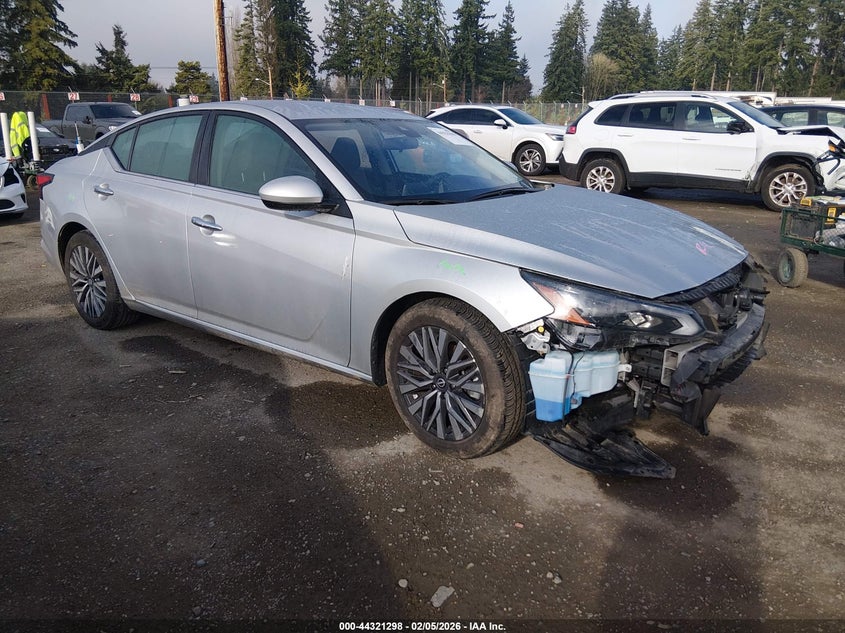 2023 Nissan Altima Sv Fwd