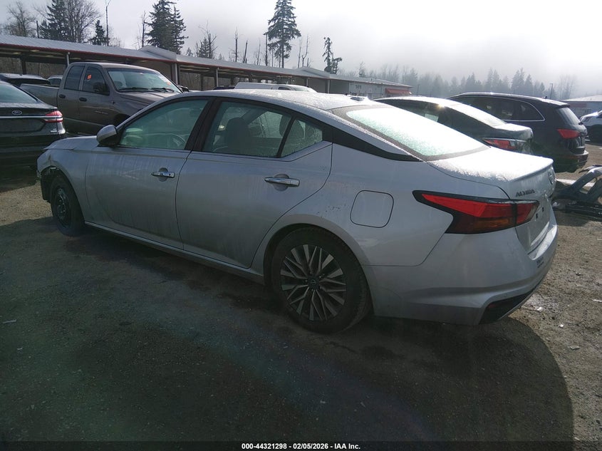 2023 Nissan Altima Sv Fwd