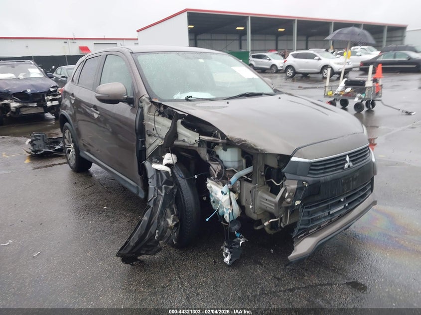 2016 Mitsubishi Outlander Sport 2.0 Es