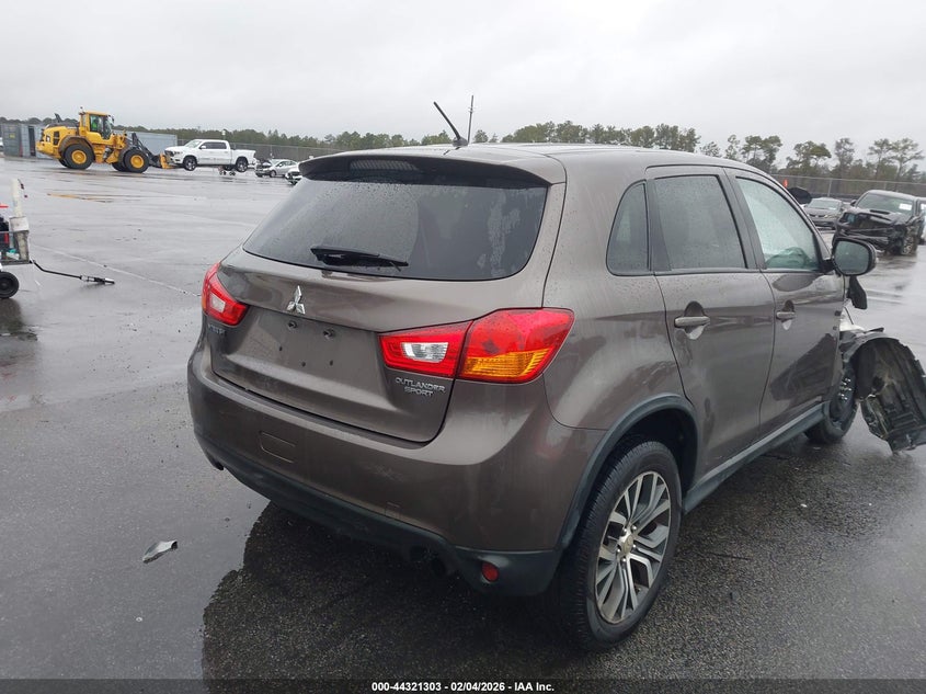 2016 Mitsubishi Outlander Sport 2.0 Es