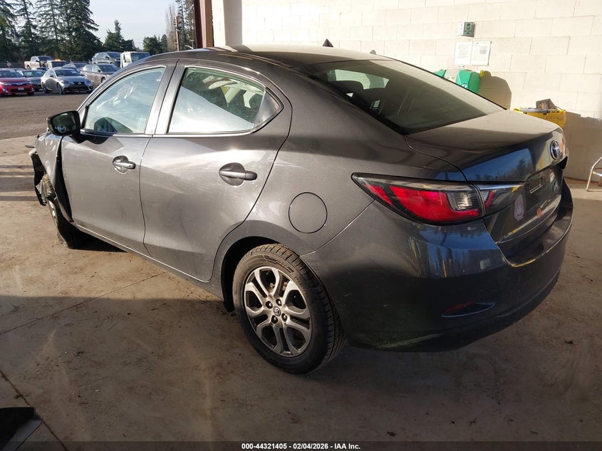 VIN 3MYDLBYVXHY183088 2017 TOYOTA YARIS IA