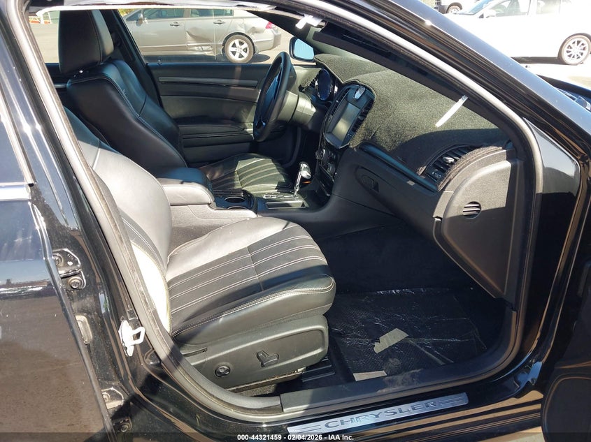 2013 Chrysler 300 300S