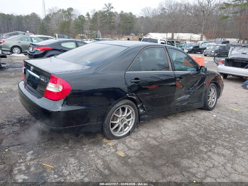 2004 Toyota Camry Le