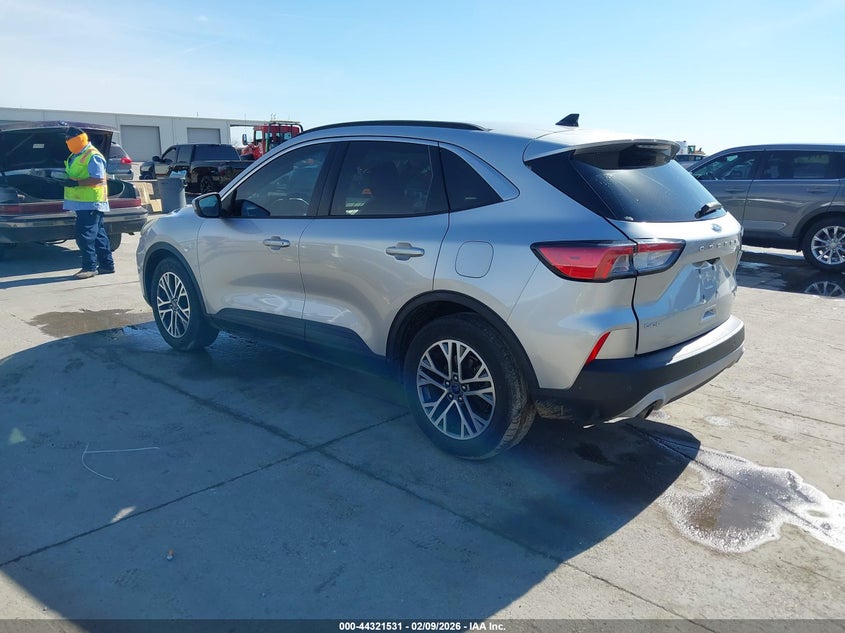 2020 Ford Escape Sel