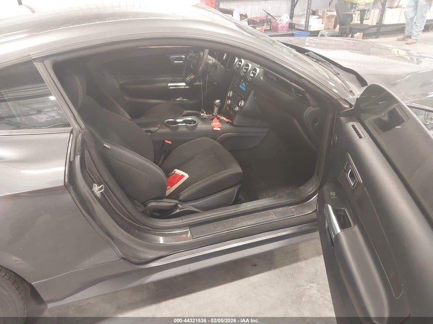2018 Ford Mustang 2.3 Ecoboost grey Lot 111044321536 Vin 1FA6P8TH1J5116324