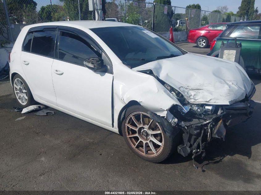 2013 Volkswagen Golf 2.0L Tdi 4-Door