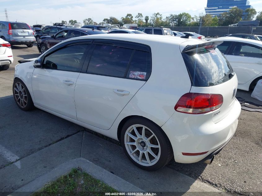 2013 Volkswagen Golf 2.0L Tdi 4-Door