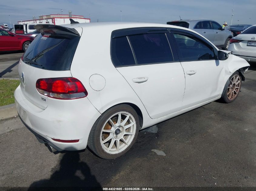 2013 Volkswagen Golf 2.0L Tdi 4-Door