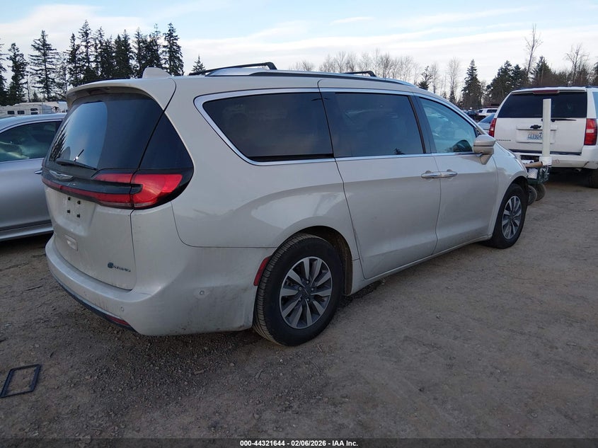 2021 Chrysler Pacifica Hybrid Touring L