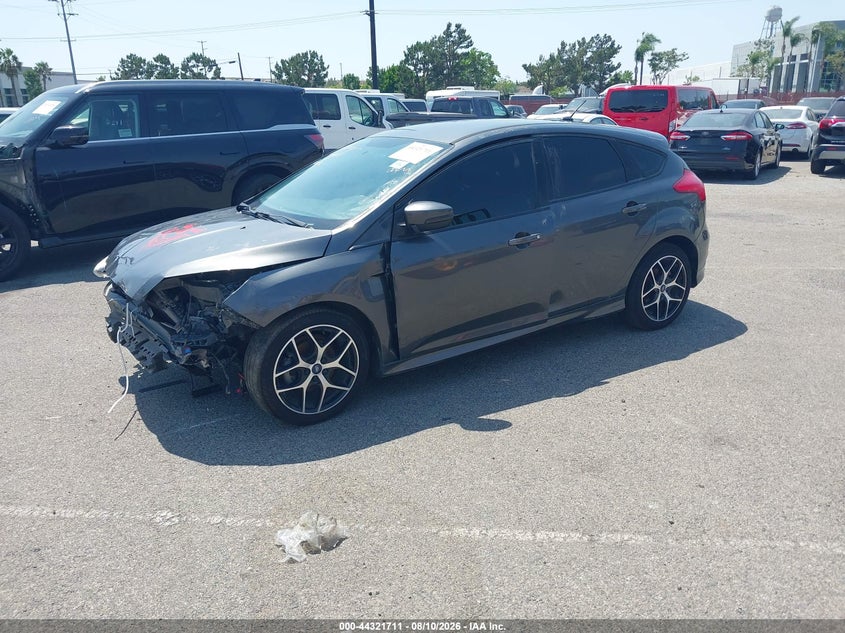 Vin: 1fadp3k20gl399231, lot: 44818116, ford focus se 20162
