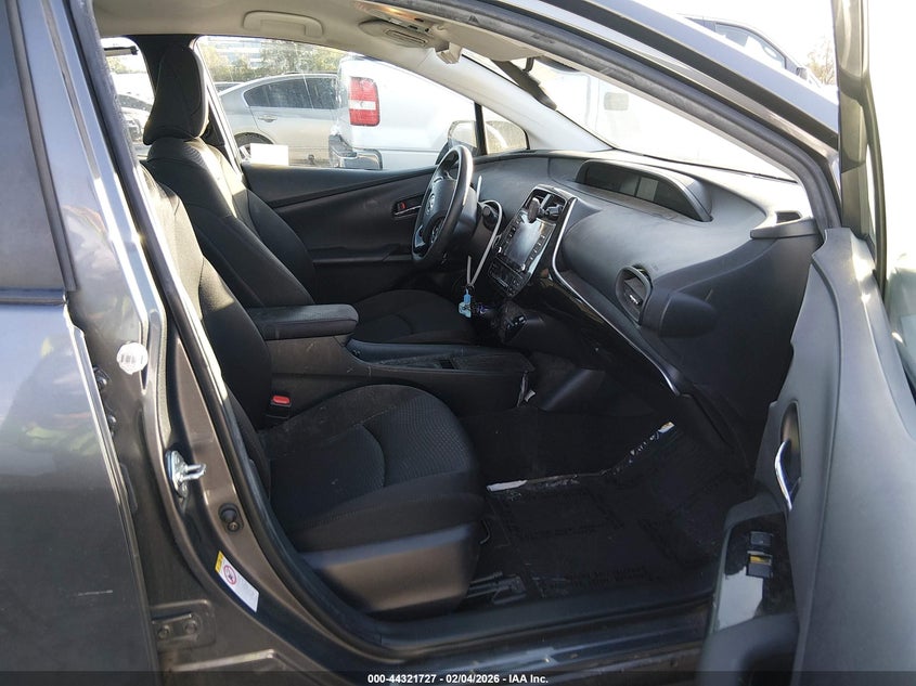 2022 Toyota Prius Le