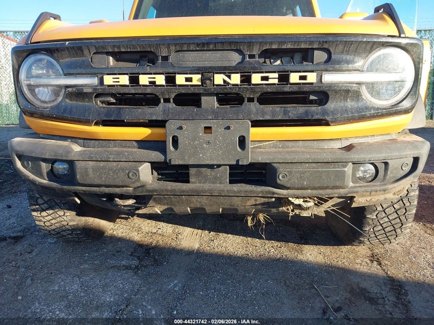 2022 Ford Bronco Outer Banks VIN: 1FMEE5BPXNLA74588 Lot: 44321742