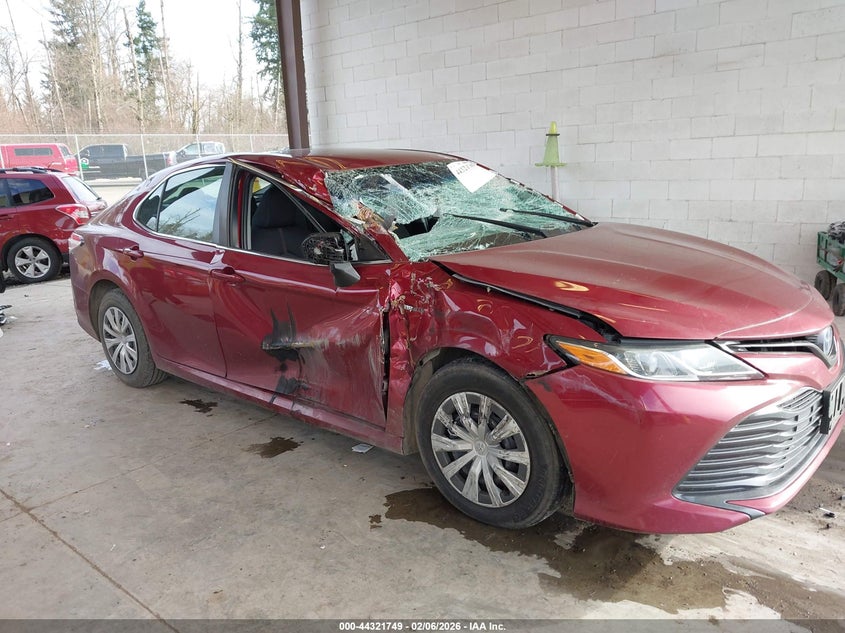 2018 Toyota Camry Hybrid Le