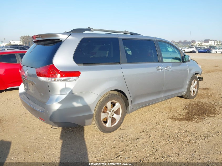 2011 Toyota Sienna Le V6