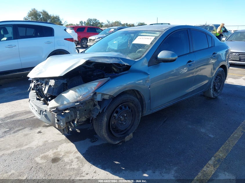 2013 Mazda Mazda3 I Sv